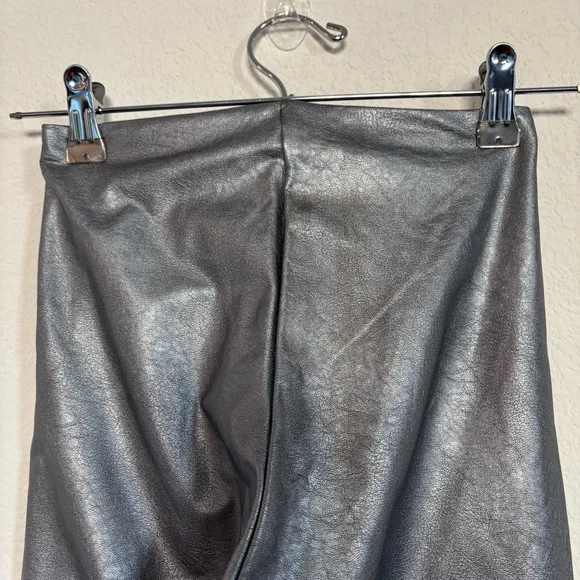 Commando Faux Leather Legging Metallic Silver Platinum NWT - Picture 6 of 7